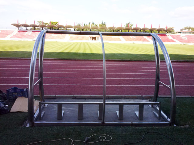 Stand3